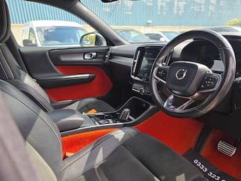 Used Volvo XC40 2018 for sale - 79608598: Photo