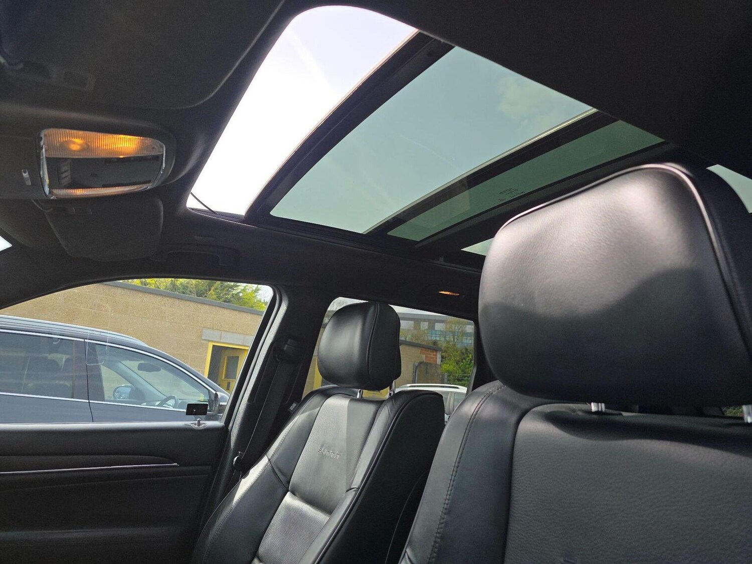 Used Jeep Grand Cherokee 2016 for sale - 78209976: Photo 46