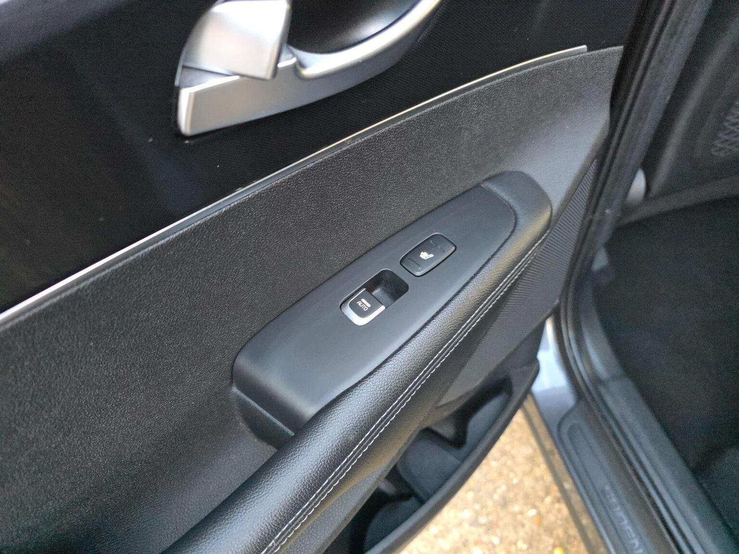 Used Kia Sorento 2015 for sale - 76656112: Photo 28