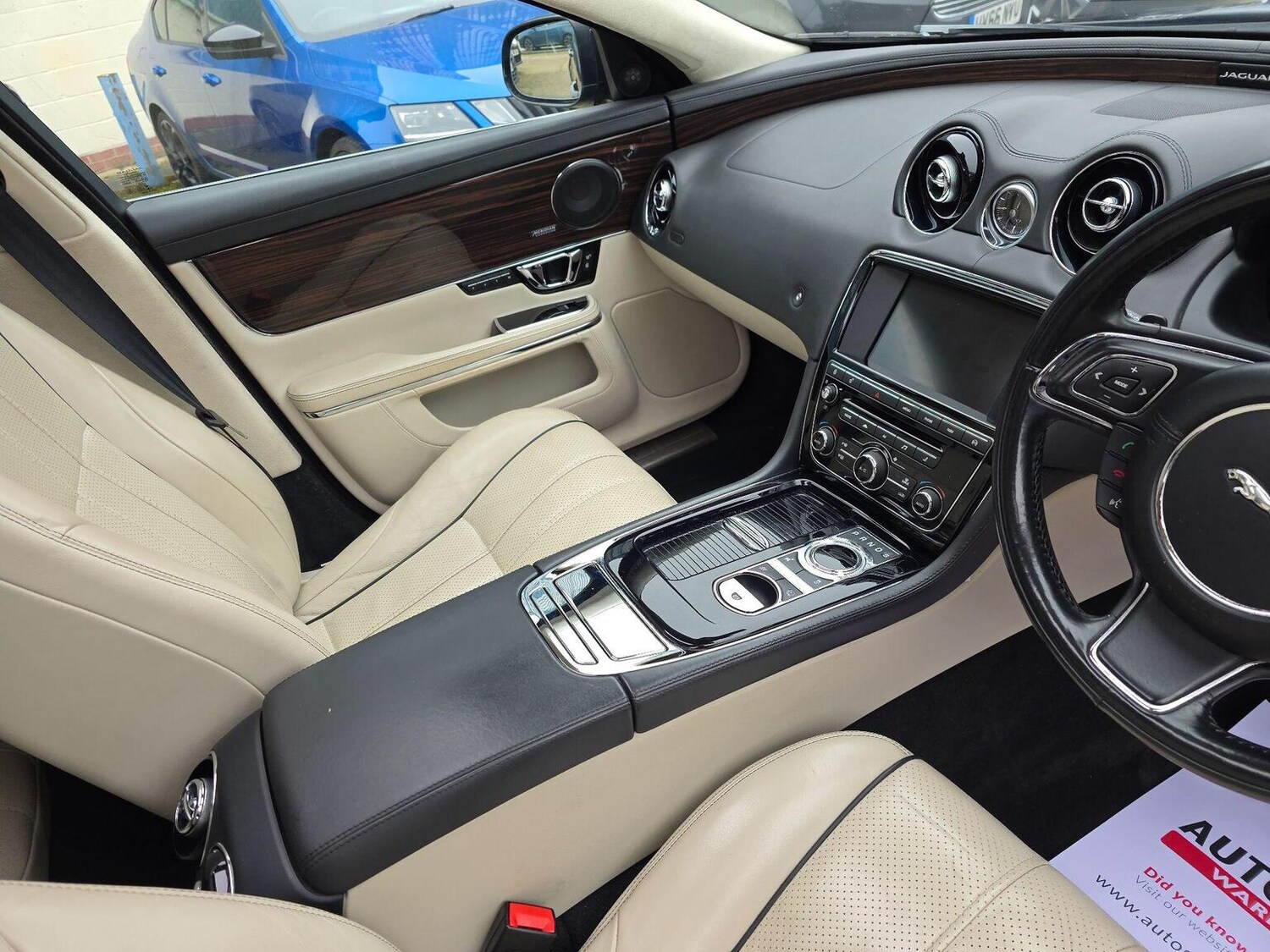 Used Jaguar XJ 2015 for sale - 77789293: Photo 10