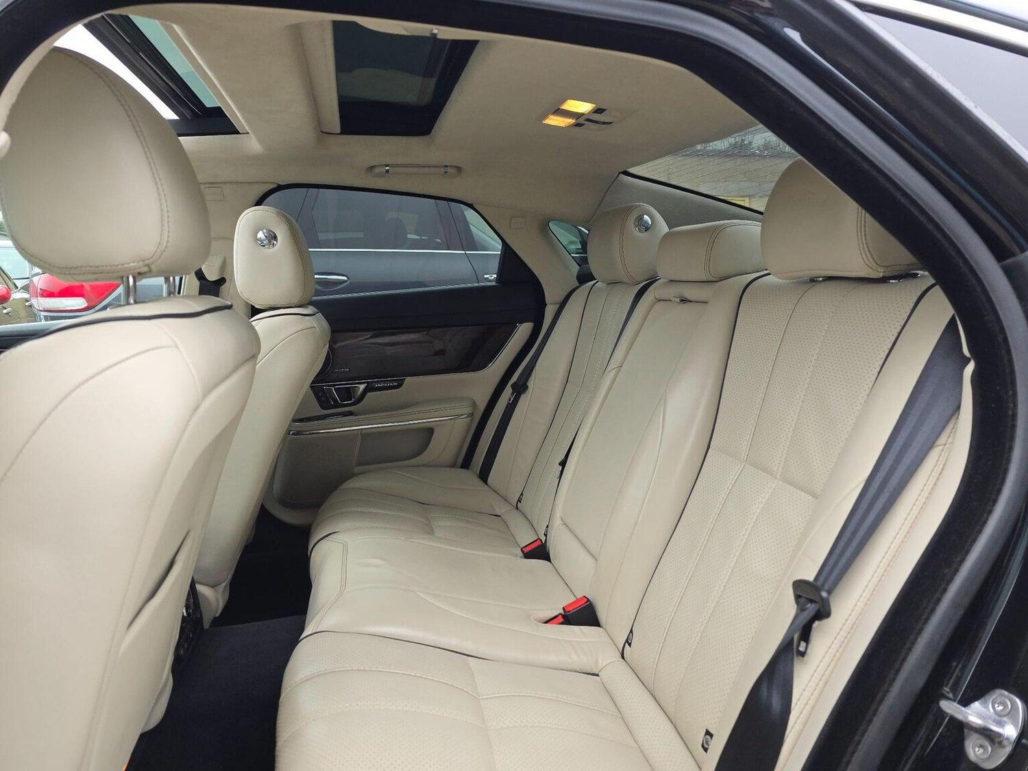 Used Jaguar XJ 2015 for sale - 77789293: Photo 13