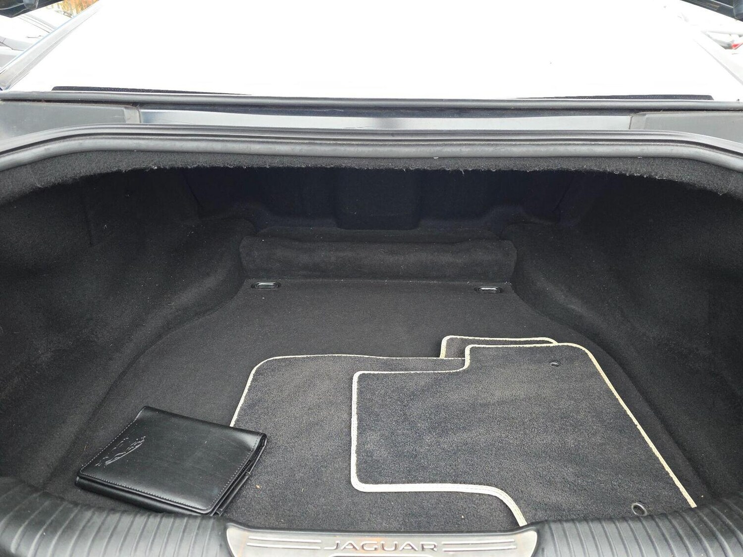 Used Jaguar XJ 2015 for sale - 77789293: Photo 34