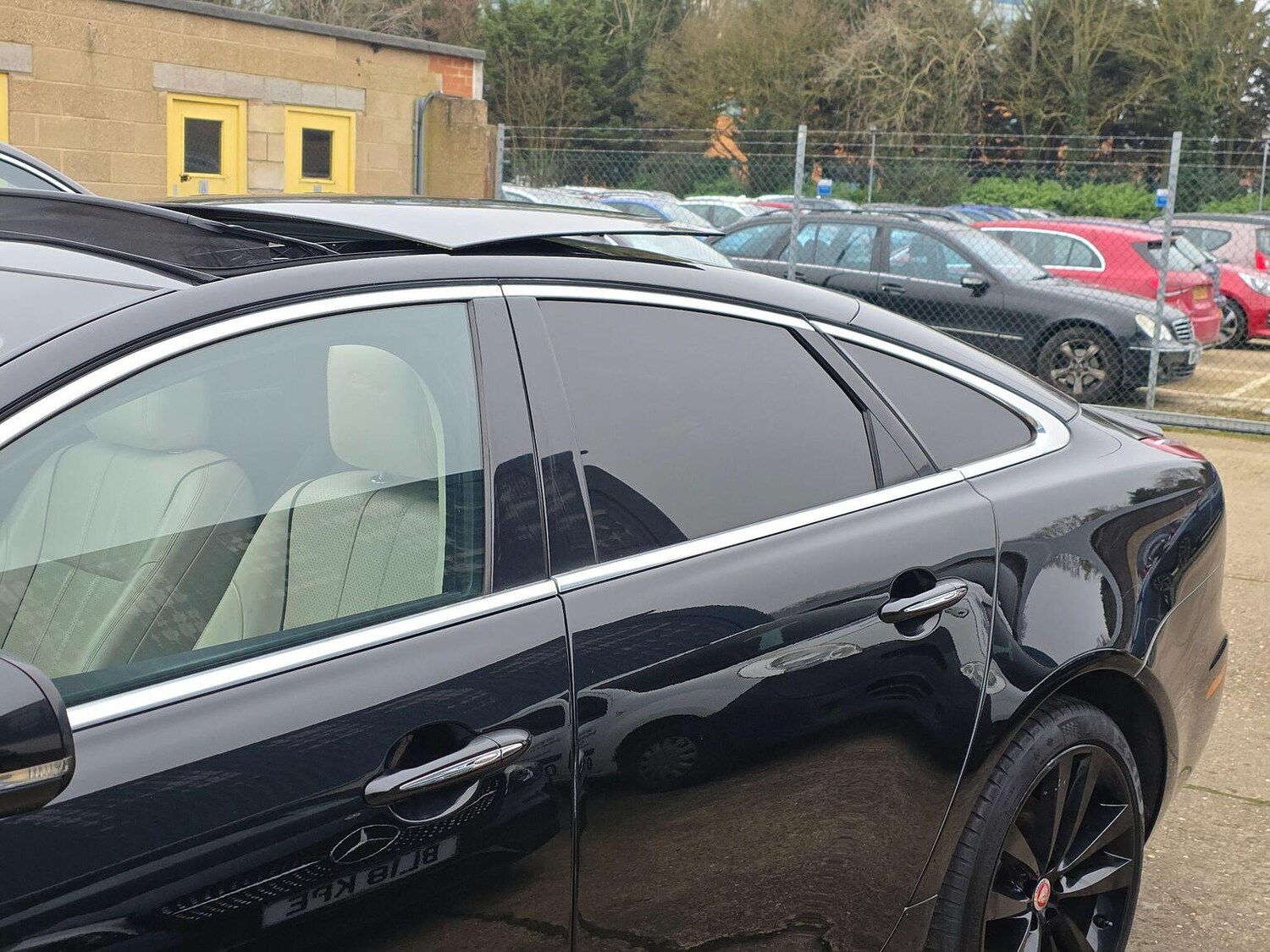 Used Jaguar XJ 2015 for sale - 77789293: Photo 35