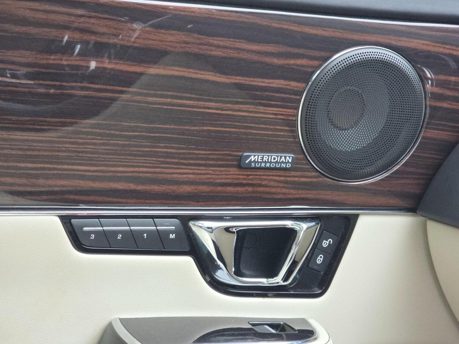 Used Jaguar XJ 2015 for sale - 77789293: Photo 49