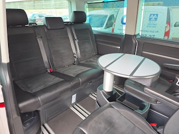 Used Volkswagen Caravelle 2016 for sale - 78502682: Photo