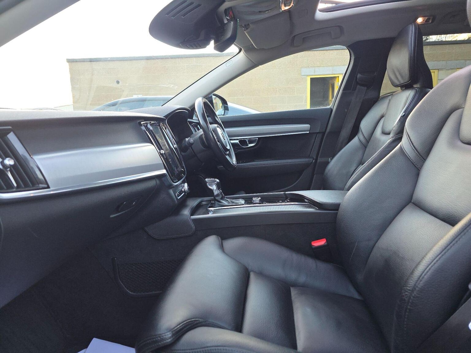 Used Volvo V90 2019 for sale - 76476950: Photo 2