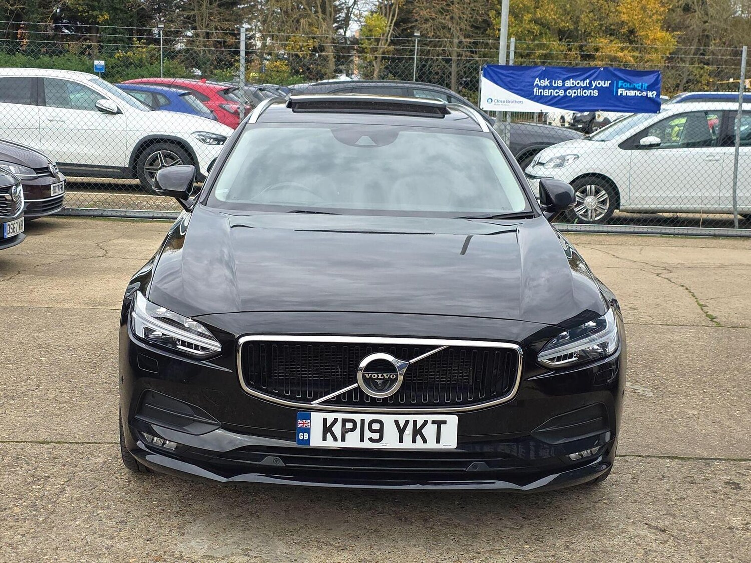 Used Volvo V90 2019 for sale - 76476950: Photo 3