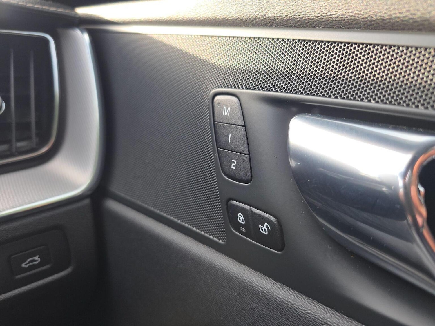 Used Volvo XC60 2020 for sale - 77154351: Photo 19