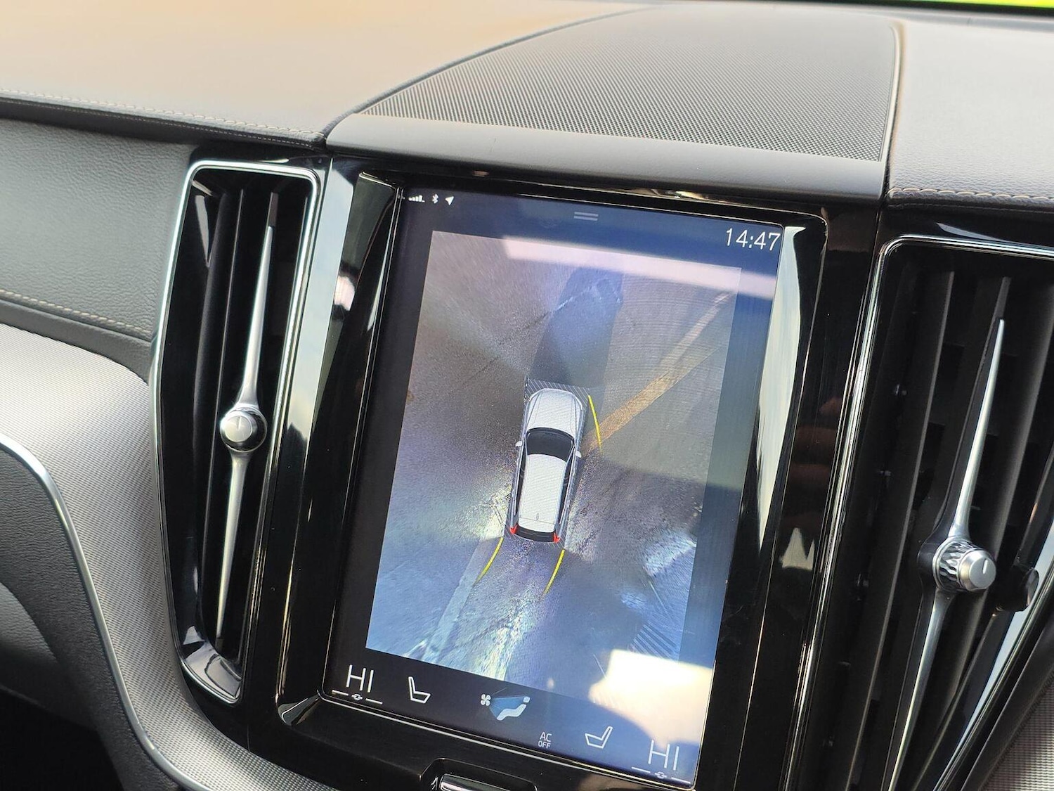 Used Volvo XC60 2020 for sale - 77154351: Photo 30