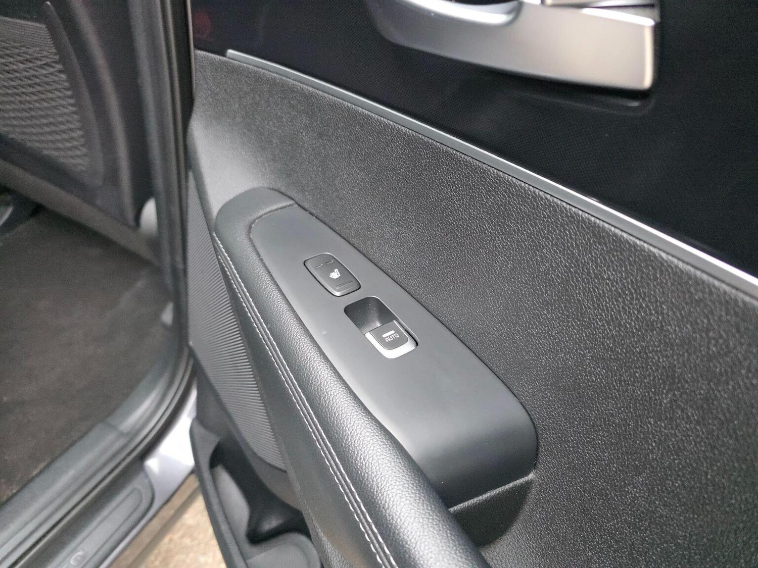 Used Kia Sorento 2015 for sale - 77438382: Photo 18