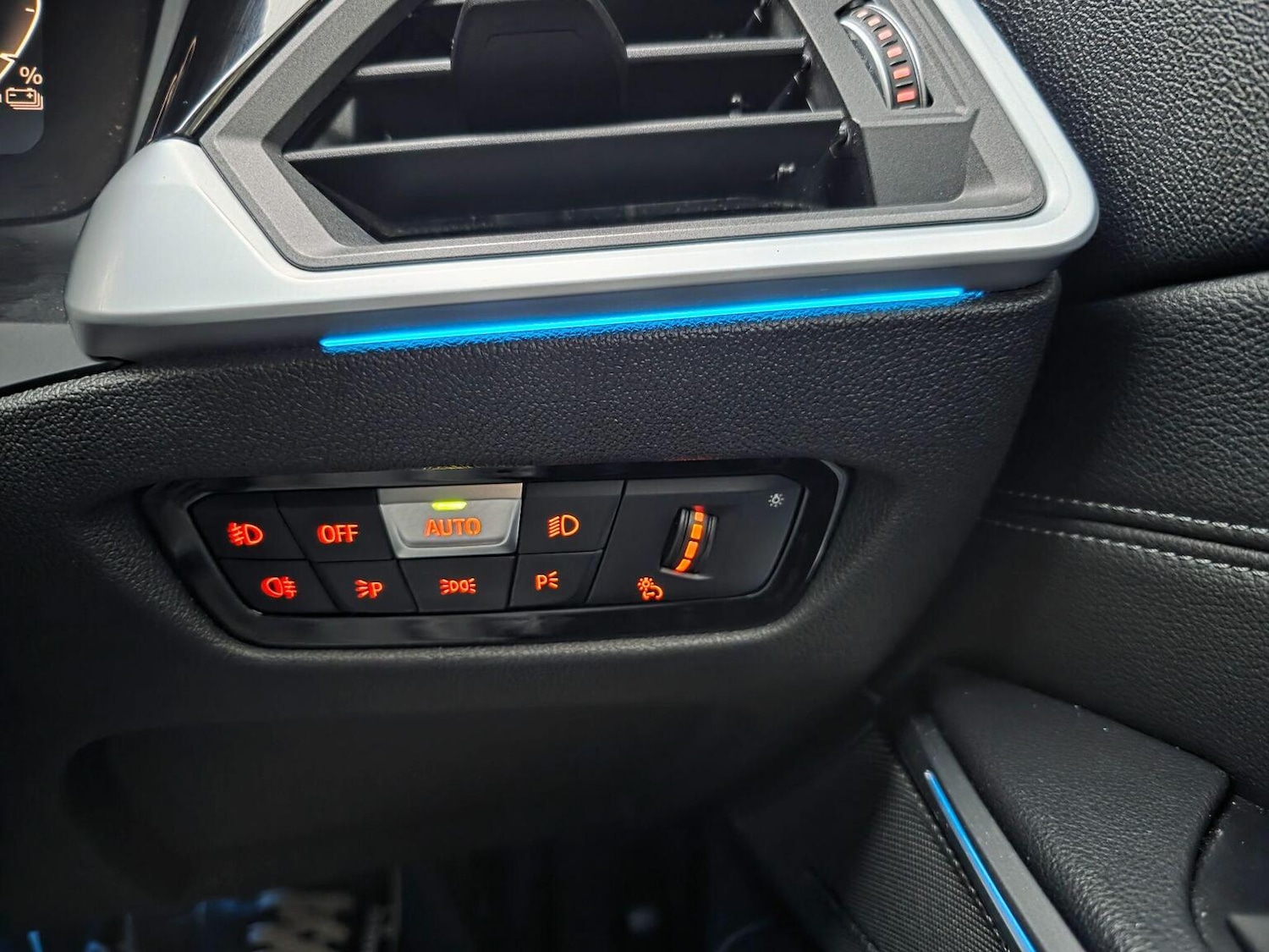 Used BMW 3 Series 2019 for sale - 76769542: Photo 17