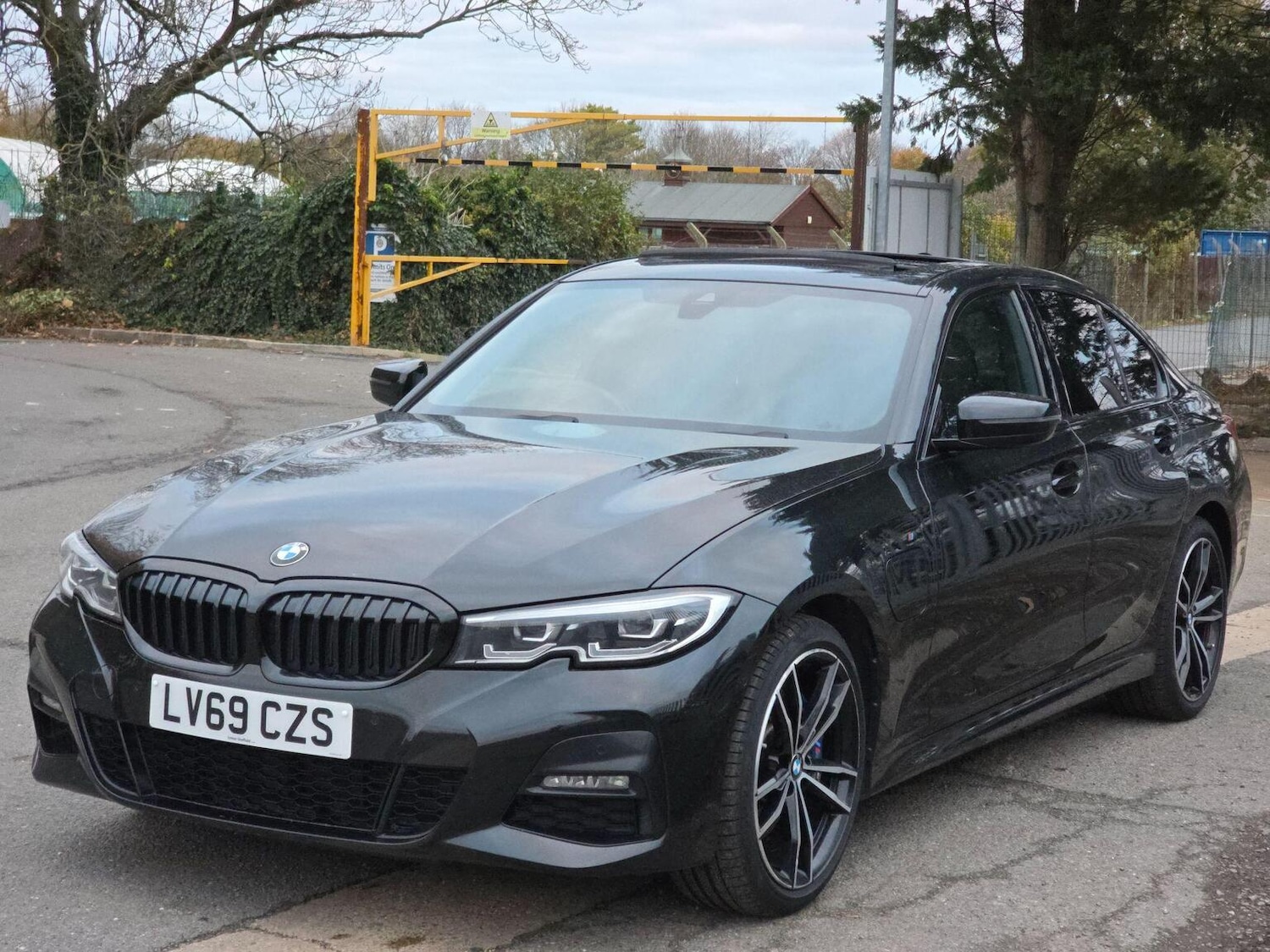 Used BMW 3 Series 2019 for sale - 76769542: Photo 3