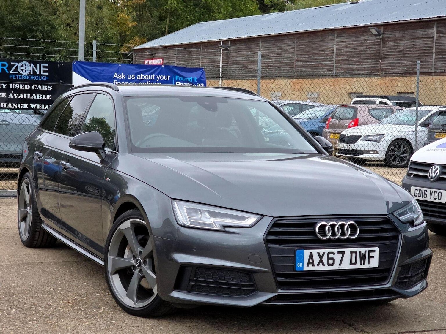 Used Audi A4 Avant 2018 for sale - 76107256: Photo 1