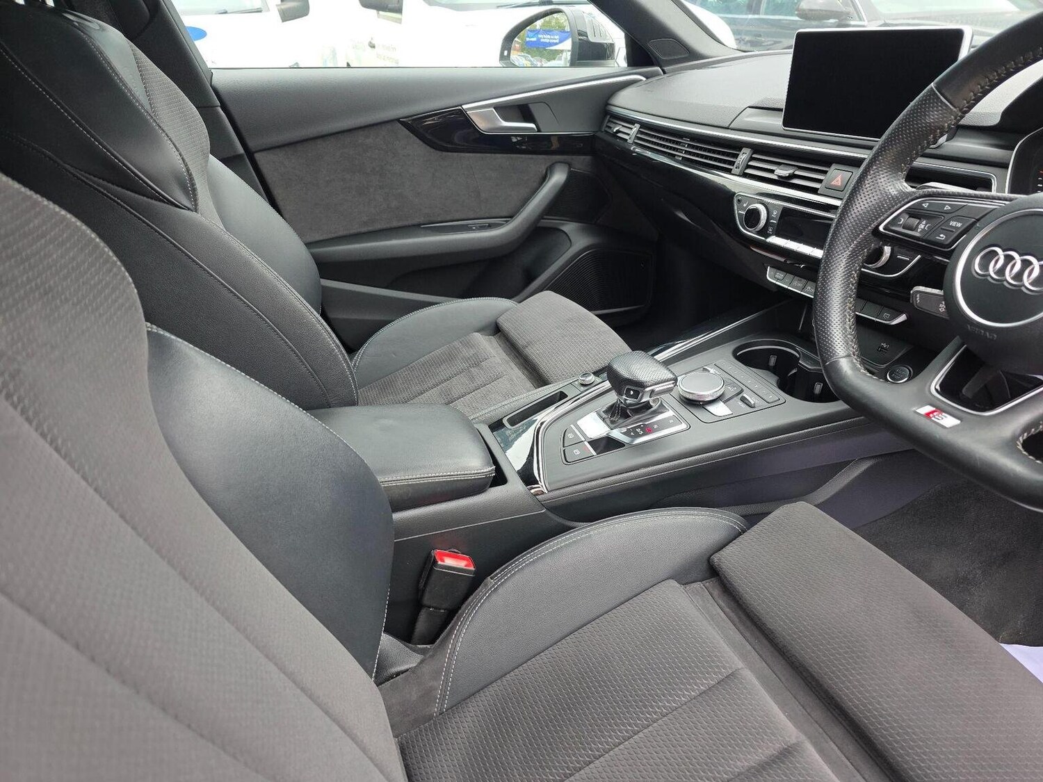 Used Audi A4 Avant 2018 for sale - 76107256: Photo 41