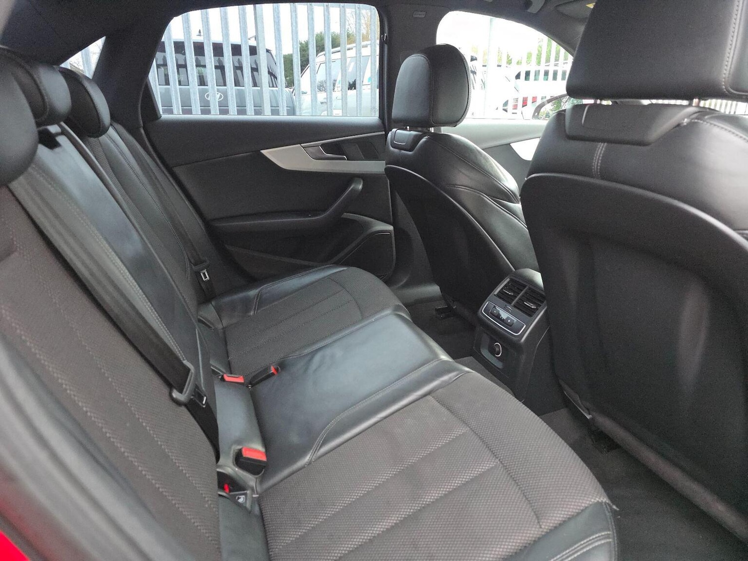 Used Audi A4 2016 for sale - 77303750: Photo 15