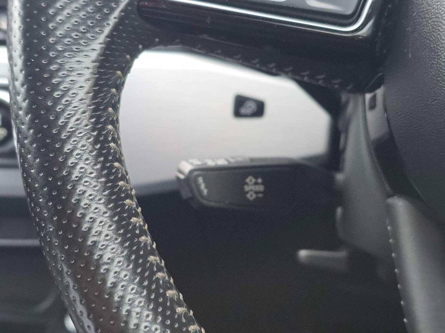 Used Audi A4 2016 for sale - 77303750: Photo 17