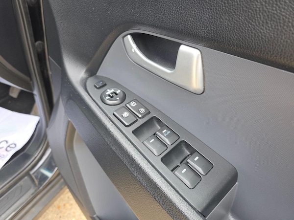 Used Kia Sportage 2011 for sale - 76107398: Photo 21