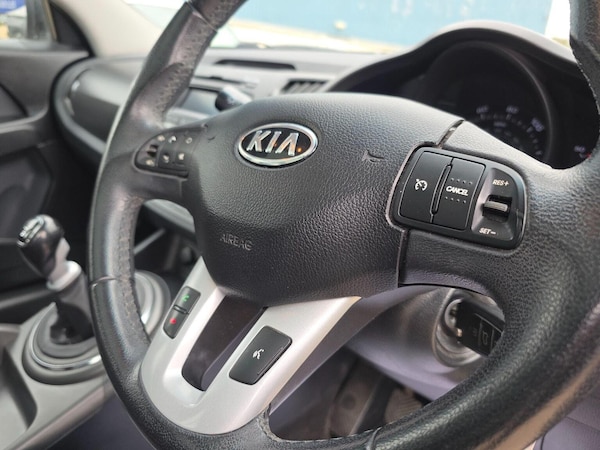 Used Kia Sportage 2011 for sale - 76107398: Photo 26