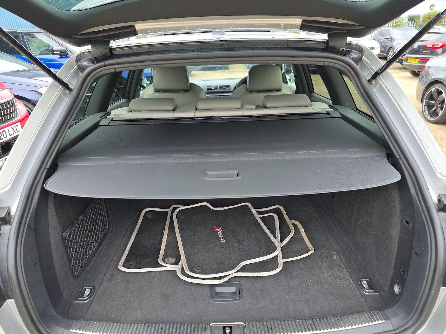 Used Audi RS4 2007 for sale - 77162178: Photo 36