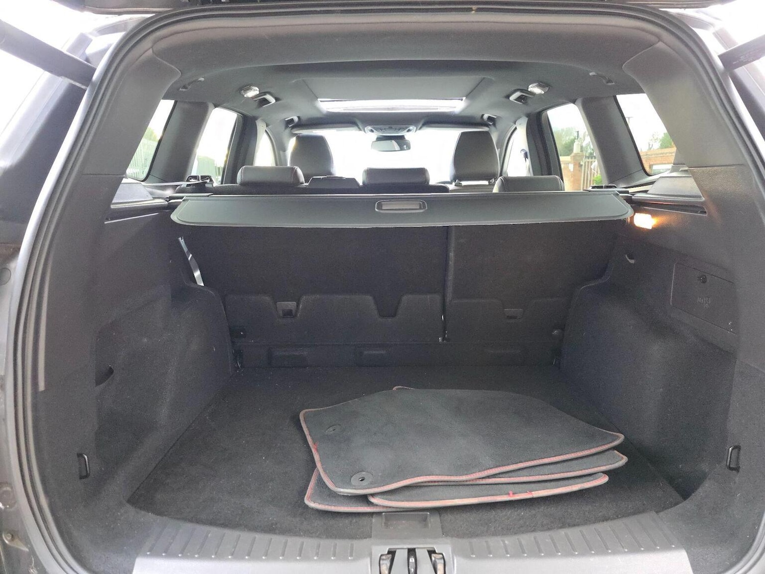 Used Ford Kuga 2019 for sale - 76107242: Photo 31