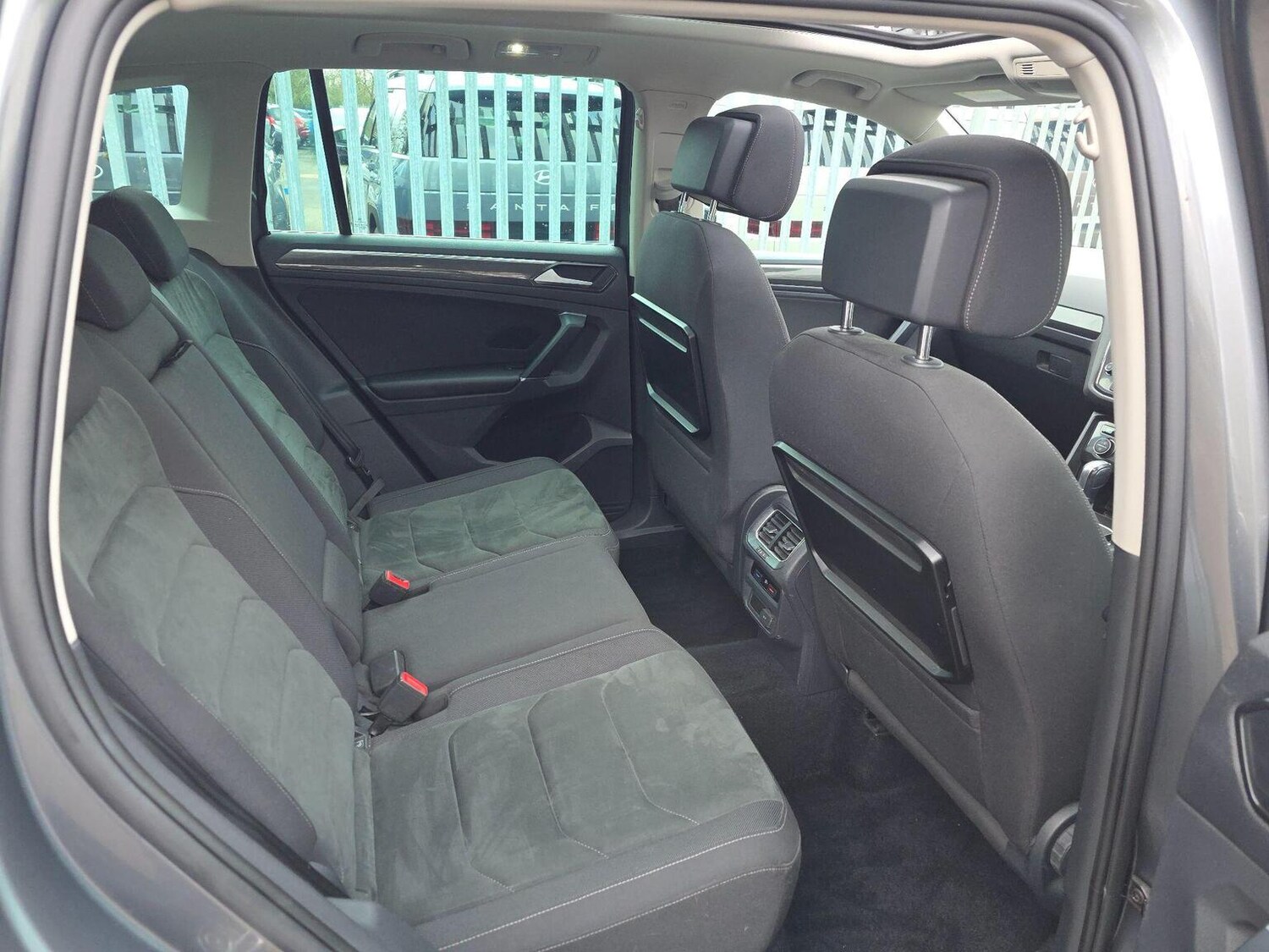 Used Volkswagen Tiguan 2017 for sale - 77501496: Photo 13