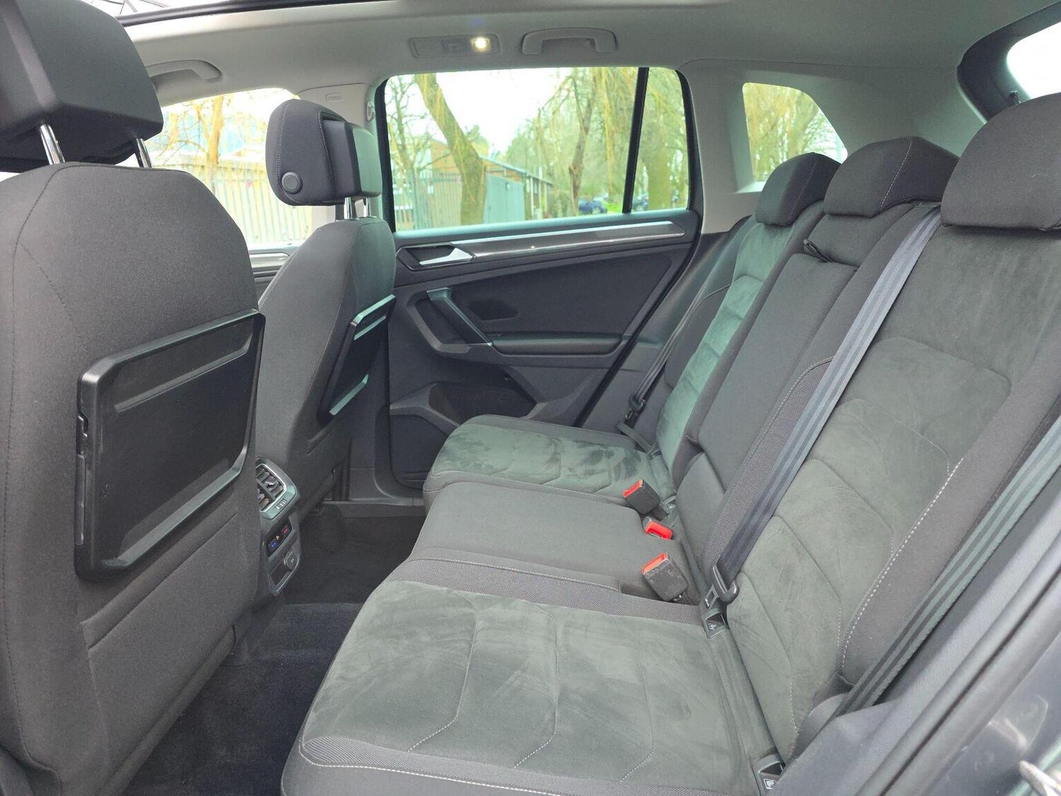 Used Volkswagen Tiguan 2017 for sale - 77501496: Photo 15