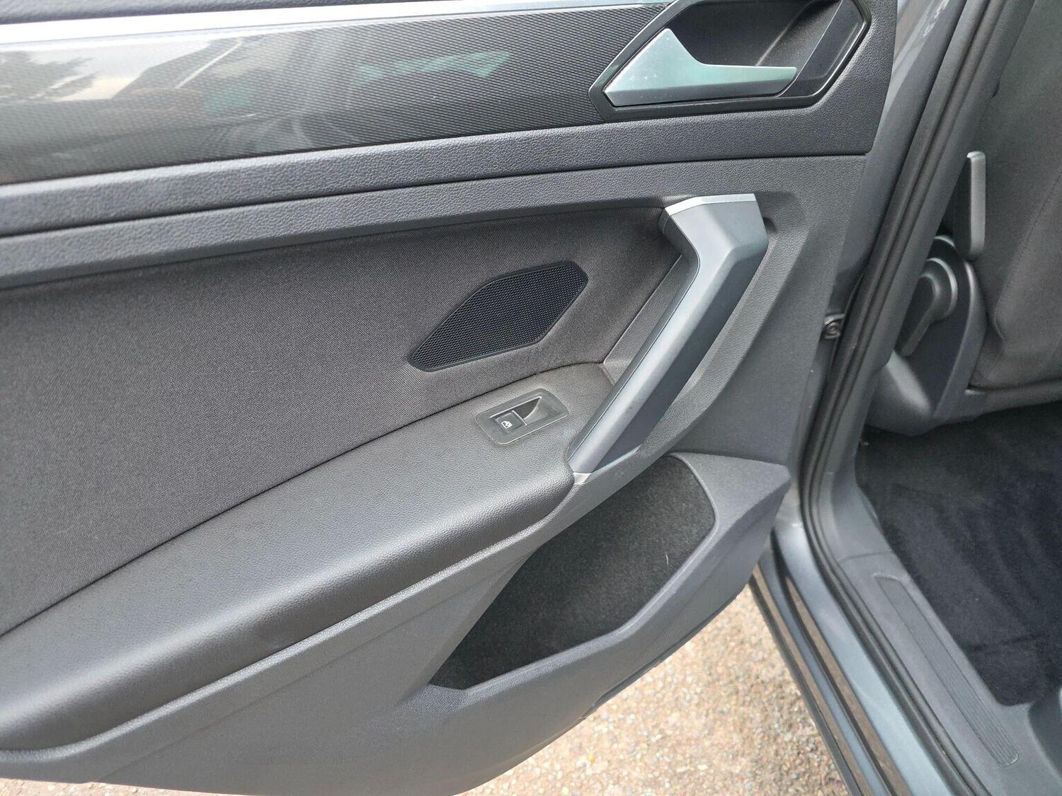 Used Volkswagen Tiguan 2017 for sale - 77501496: Photo 23