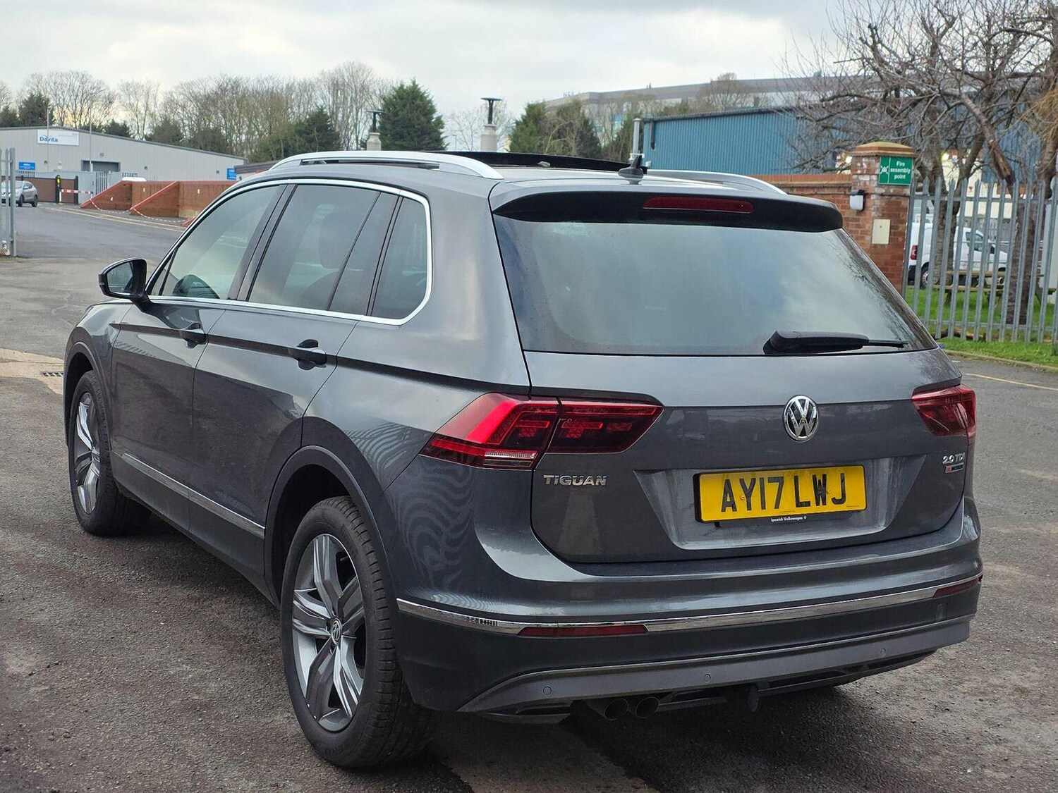 Used Volkswagen Tiguan 2017 for sale - 77501496: Photo 6