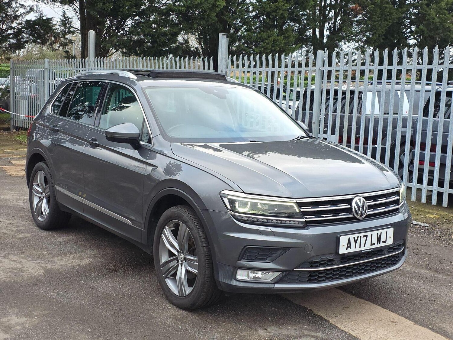 Used Volkswagen Tiguan 2017 for sale - 77501496: Photo 7