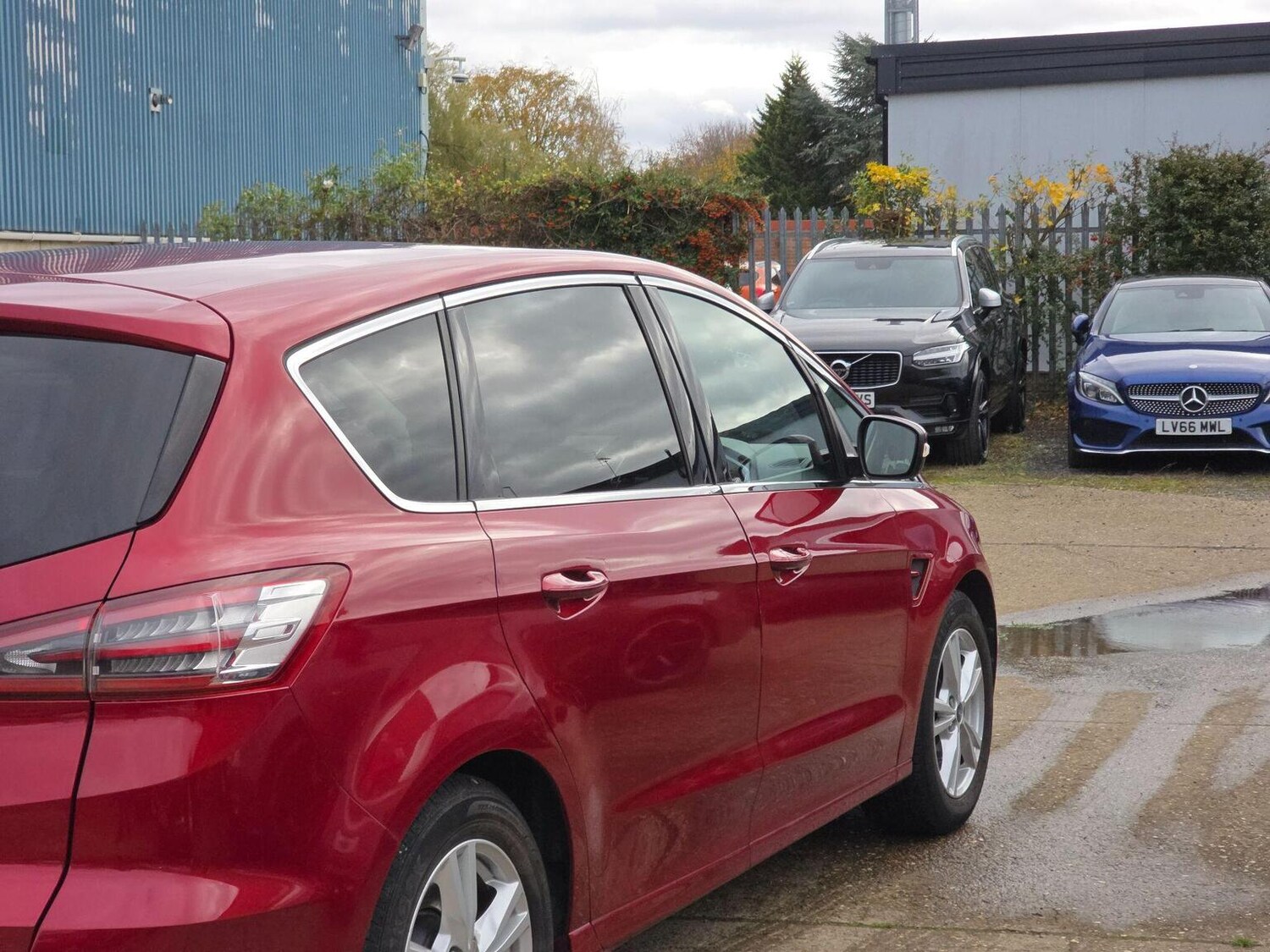 Used Ford S-Max 2016 for sale - 76439883: Photo 46