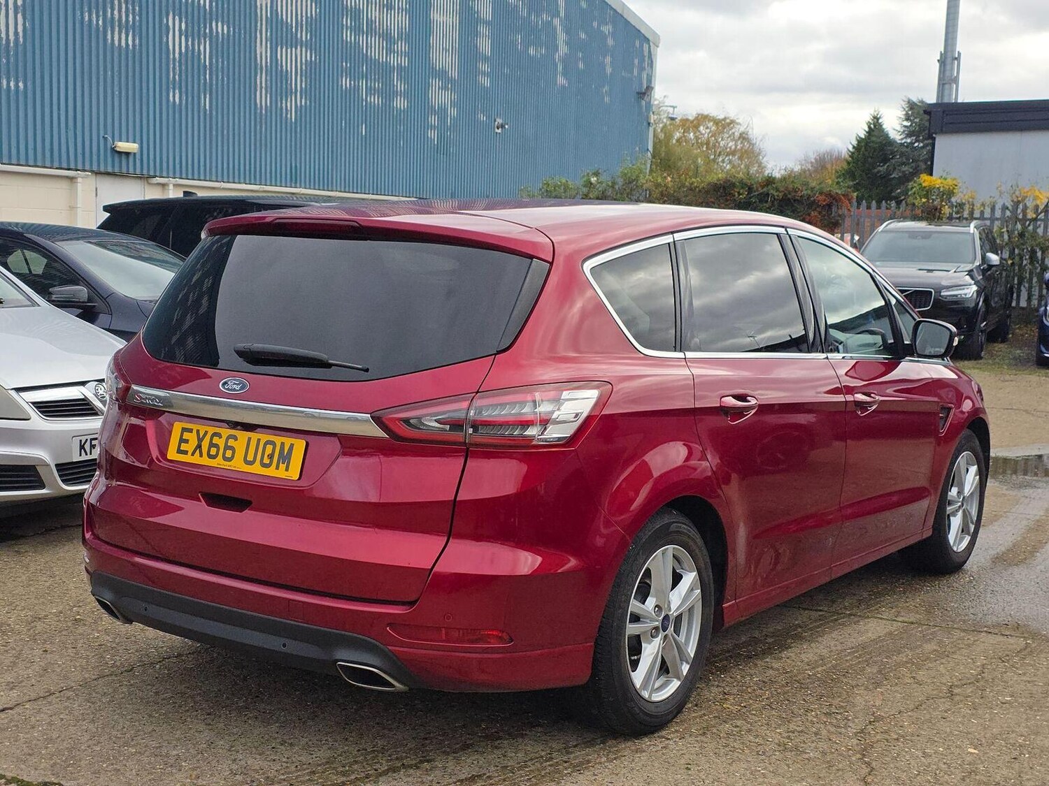 Used Ford S-Max 2016 for sale - 76439883: Photo 8