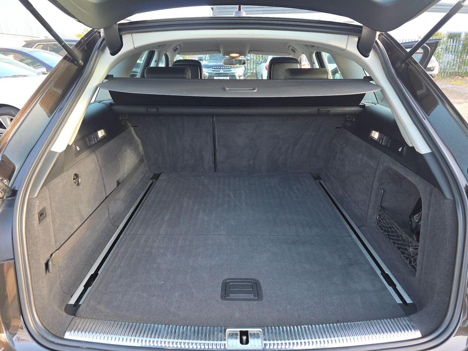 Used Audi A6 Allroad 2015 for sale - 78060492: Photo 33