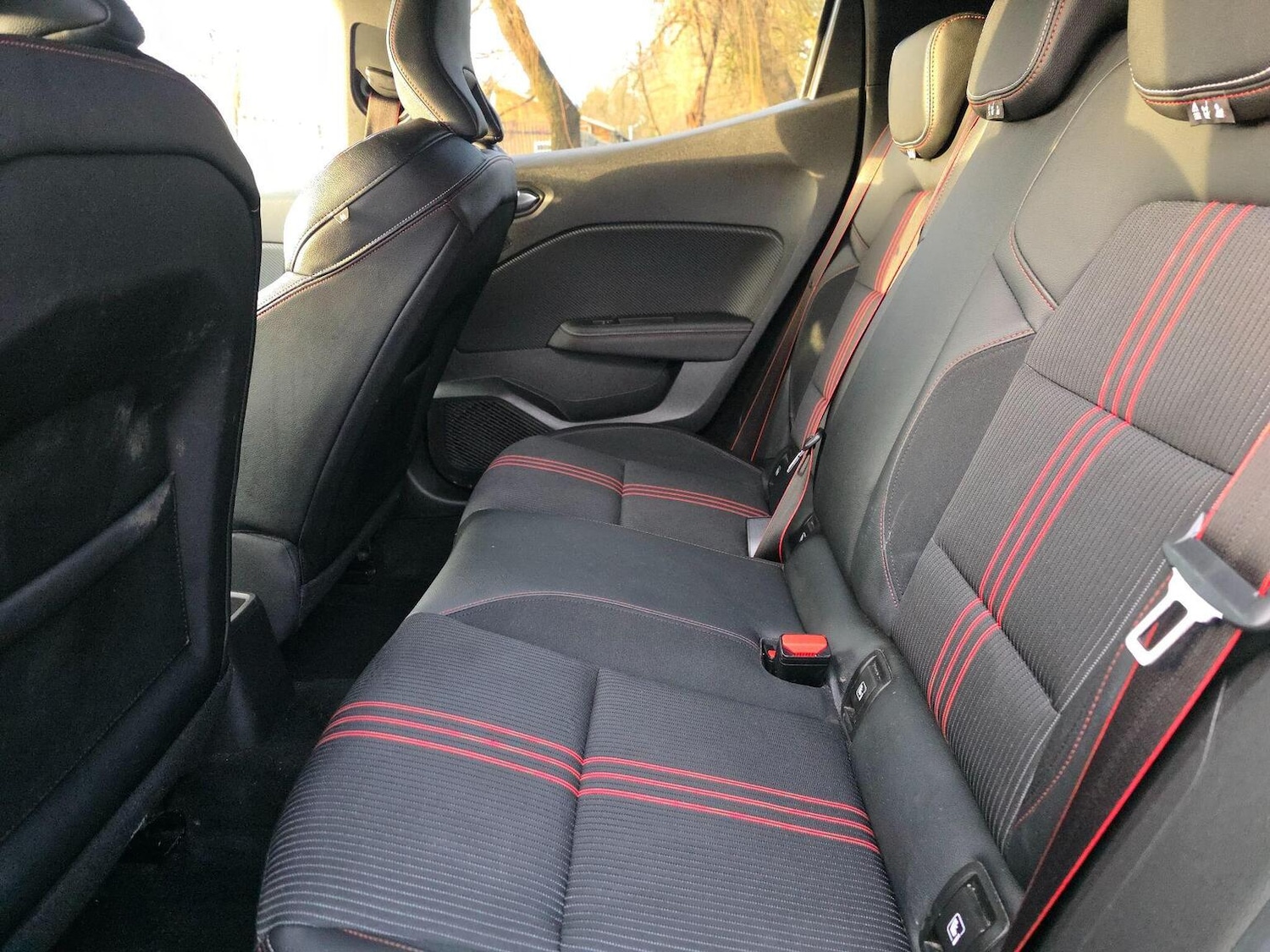 Used Renault Clio 2020 for sale - 77385170: Photo 11