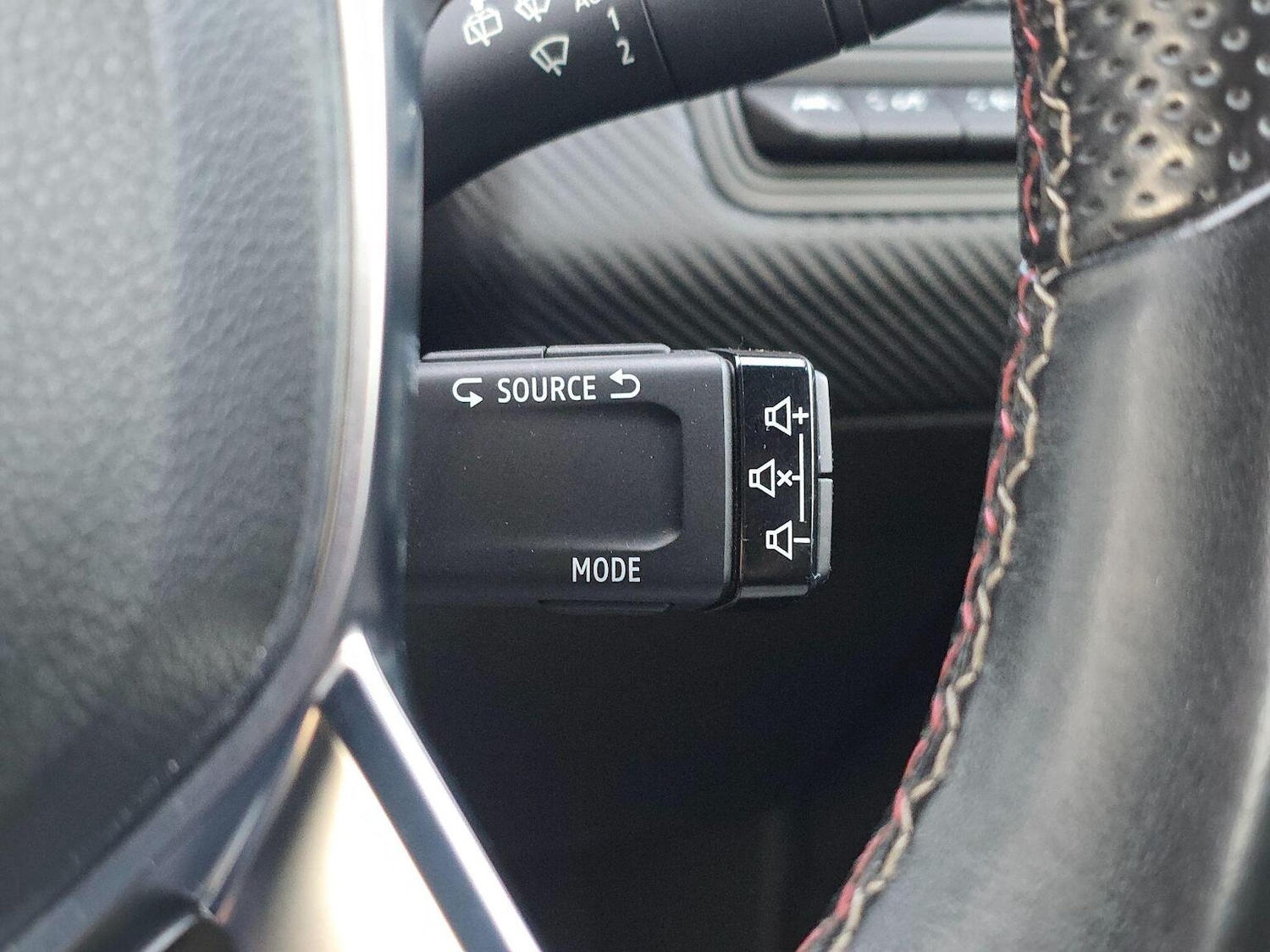 Used Renault Clio 2020 for sale - 77385170: Photo 12