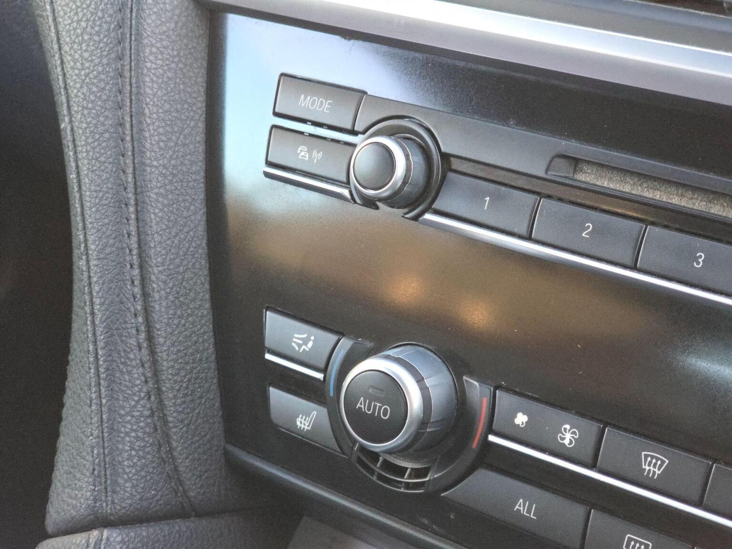 Used BMW 6 Series 2011 for sale - 76656090: Photo 19