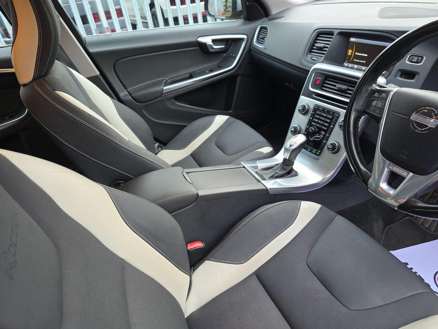 Used Volvo S60 2012 for sale - 77303736: Photo 14