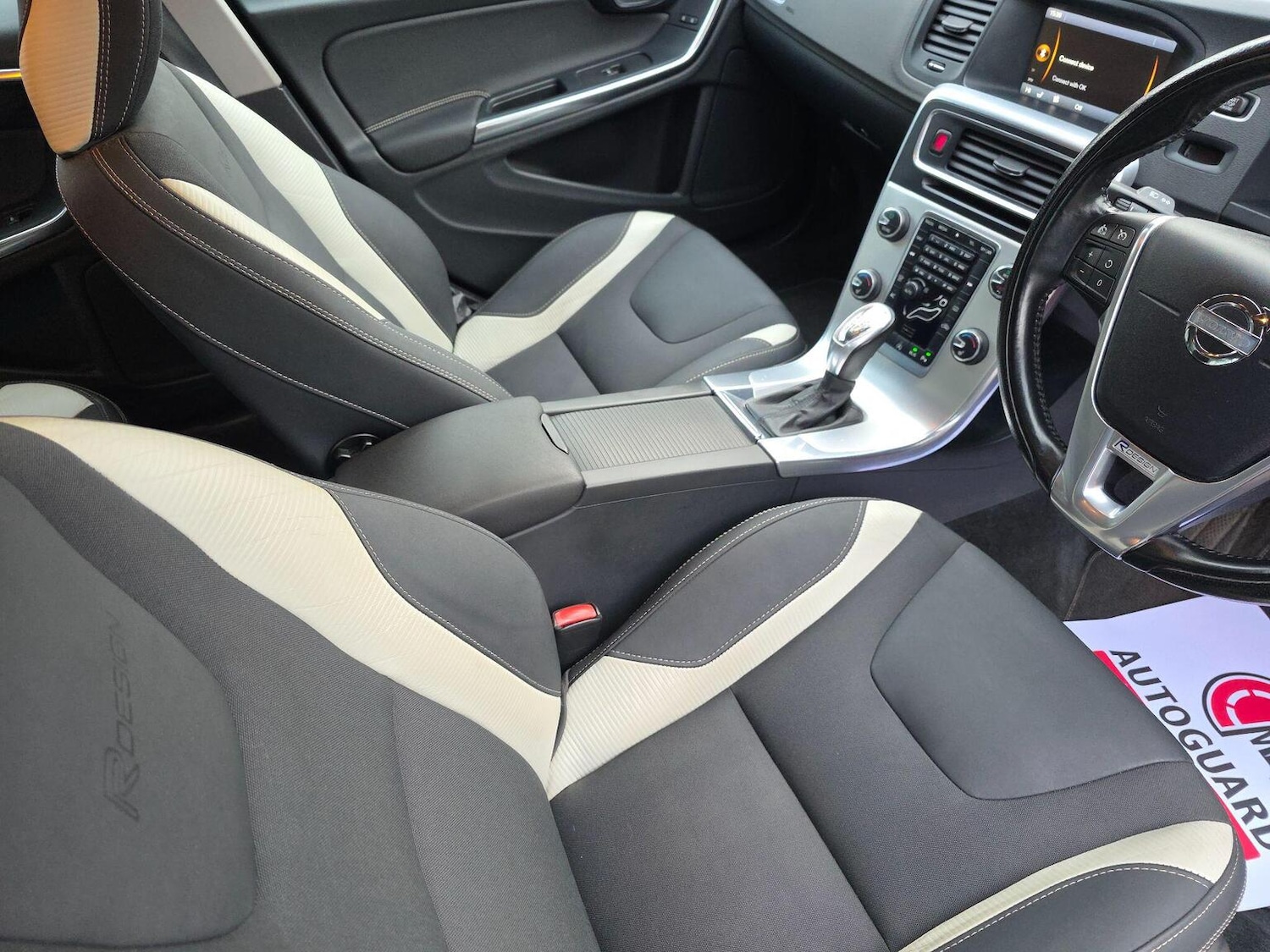 Used Volvo S60 2012 for sale - 77303736: Photo 15