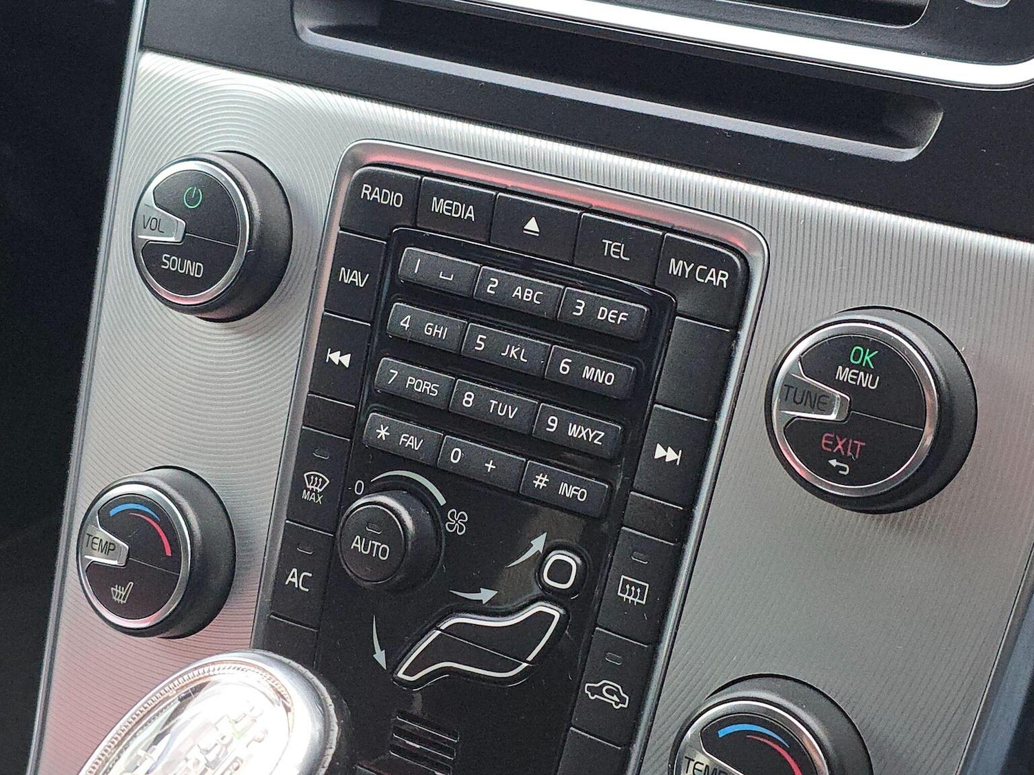 Used Volvo S60 2012 for sale - 77303736: Photo 21