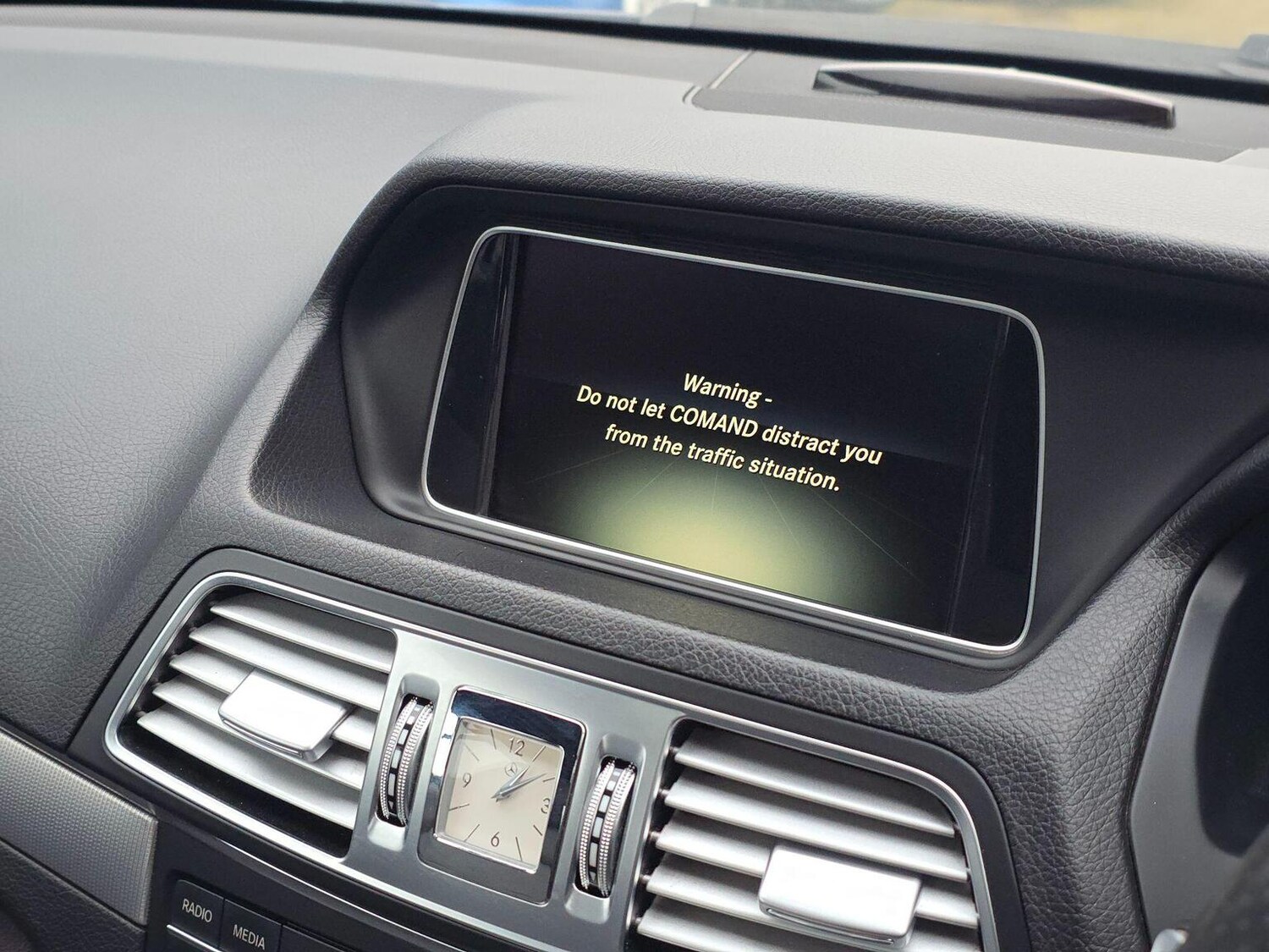 Used Mercedes-Benz E Class 2016 for sale - 76107388: Photo 28