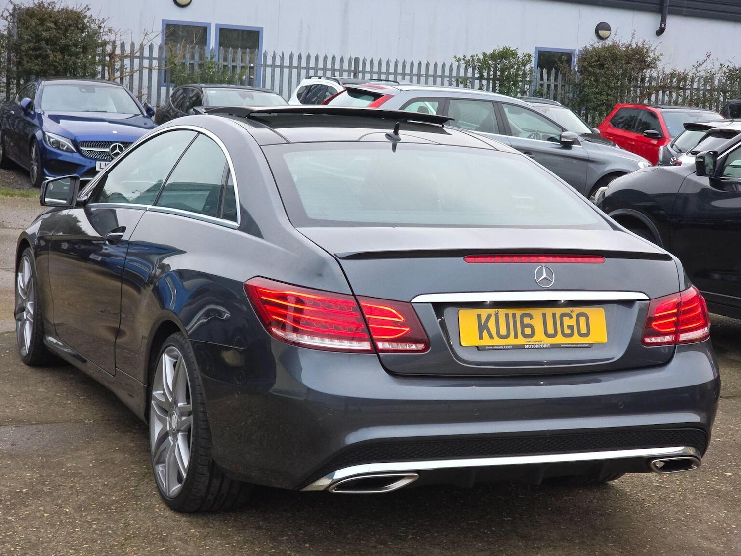 Used Mercedes-Benz E Class 2016 for sale - 76107388: Photo 4