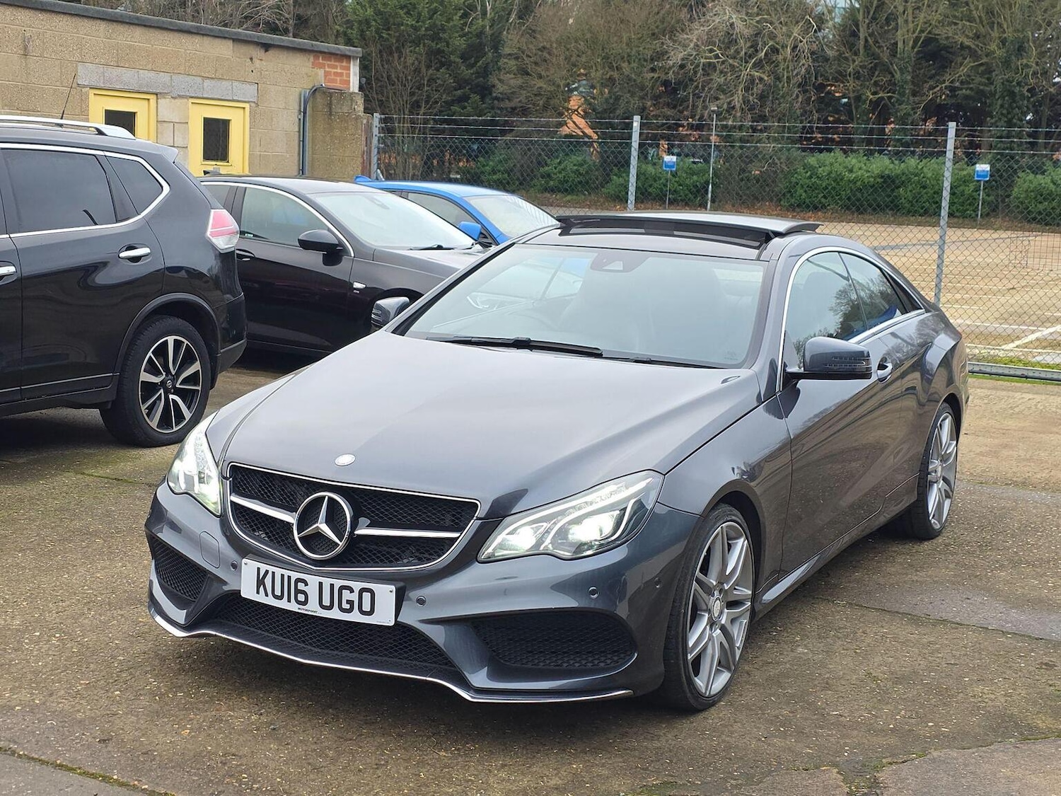 Used Mercedes-Benz E Class 2016 for sale - 76107388: Photo 6