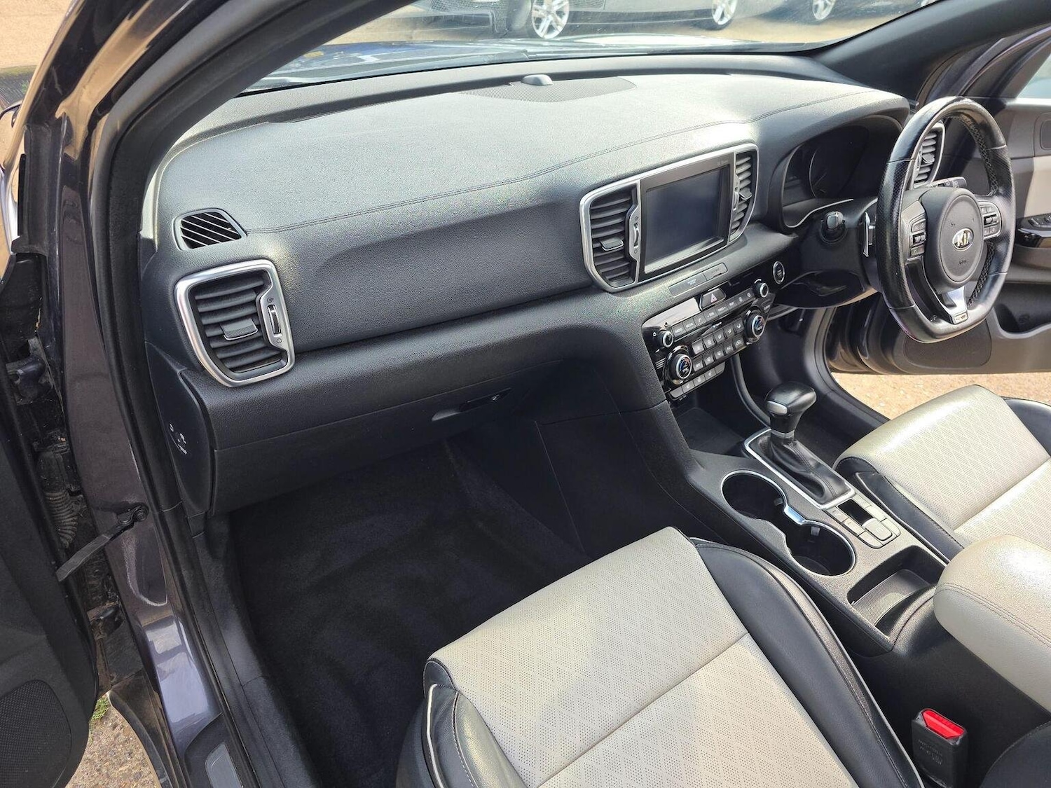 Used Kia Sportage 2017 for sale - 76107389: Photo 10