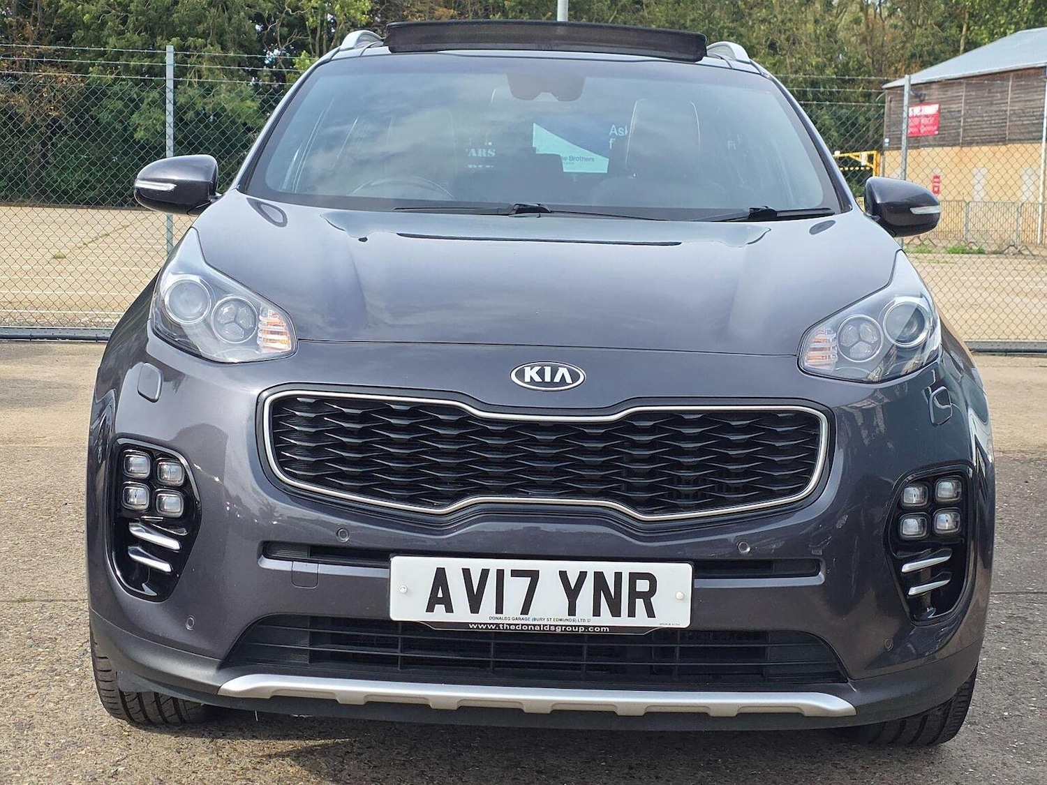 Used Kia Sportage 2017 for sale - 76107389: Photo 2