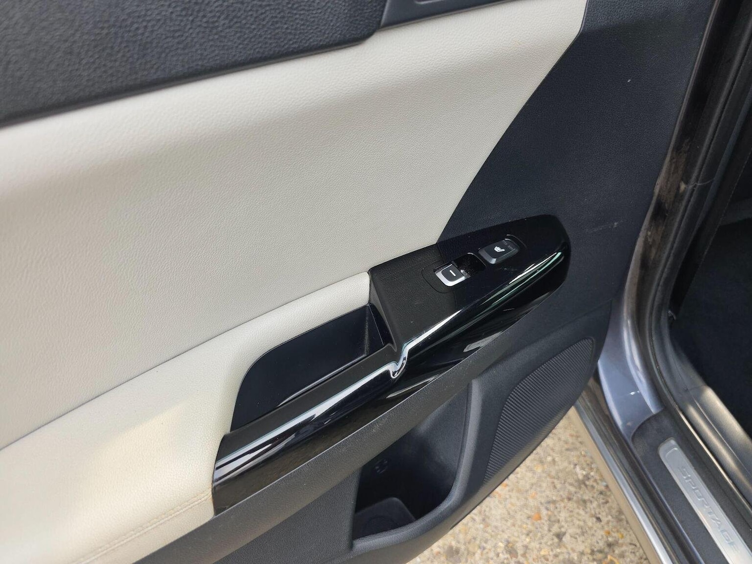 Used Kia Sportage 2017 for sale - 76107389: Photo 32