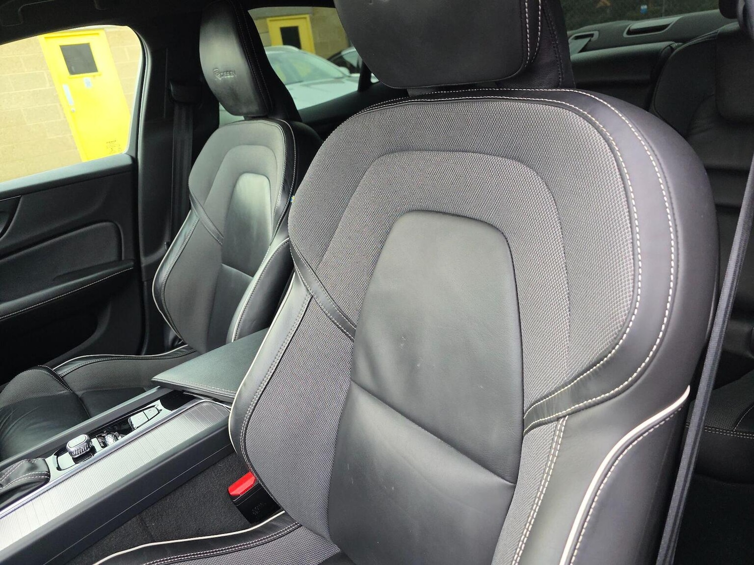 Used Volvo S60 2020 for sale - 77632488: Photo 30