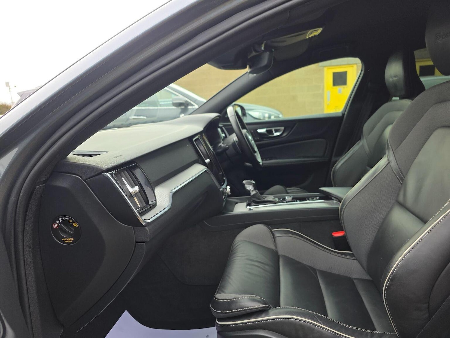 Used Volvo S60 2020 for sale - 77632488: Photo 32