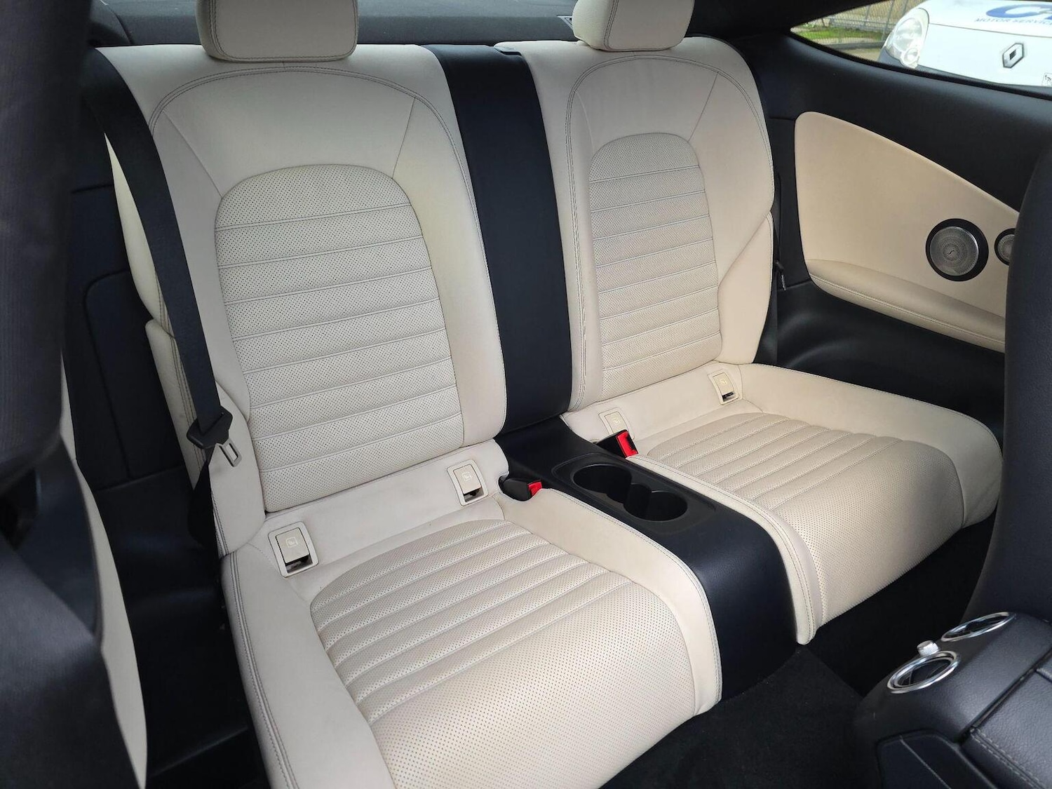 Used Mercedes-Benz C Class 2016 for sale - 76211868: Photo 16