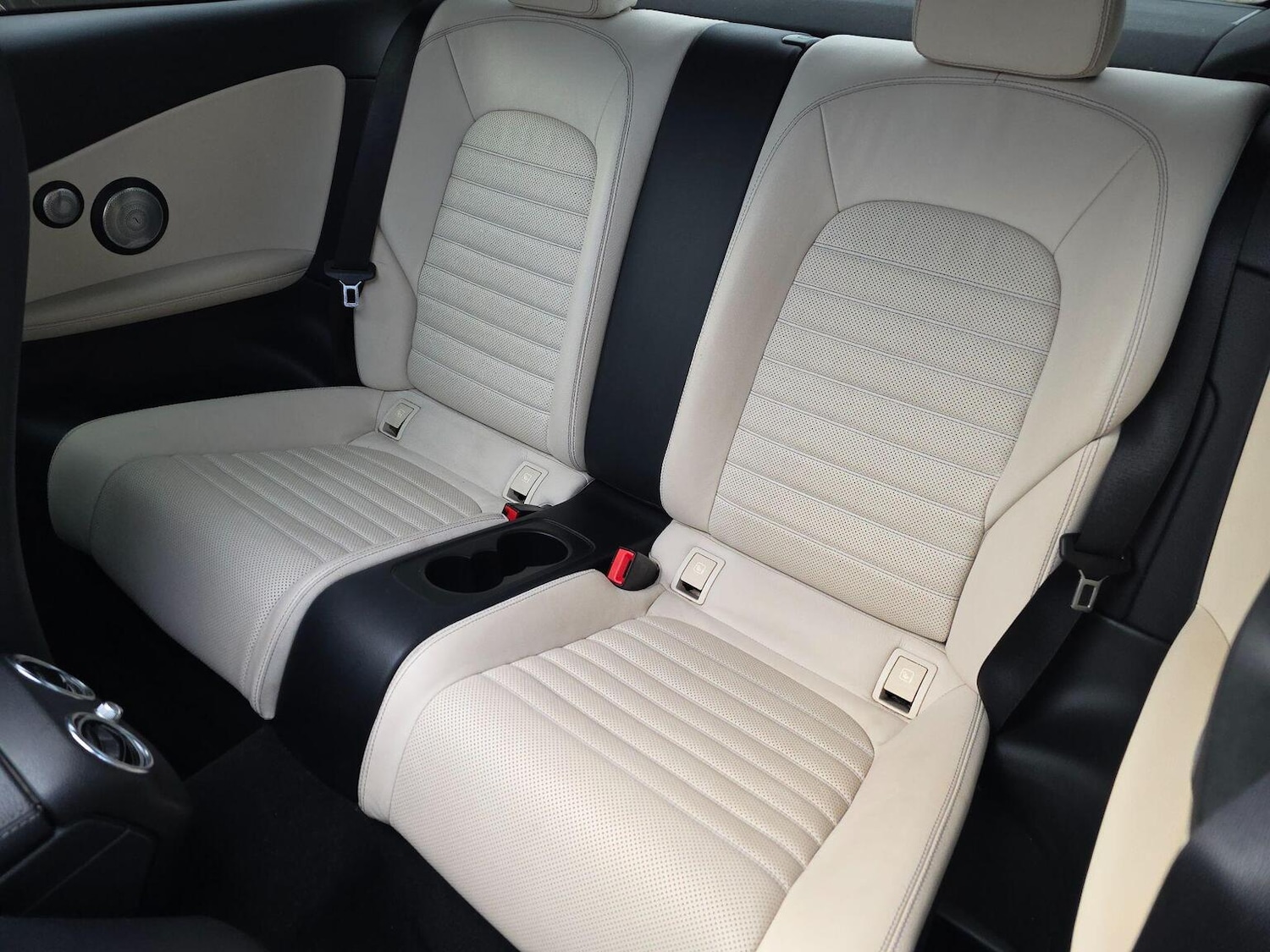 Used Mercedes-Benz C Class 2016 for sale - 76211868: Photo 17