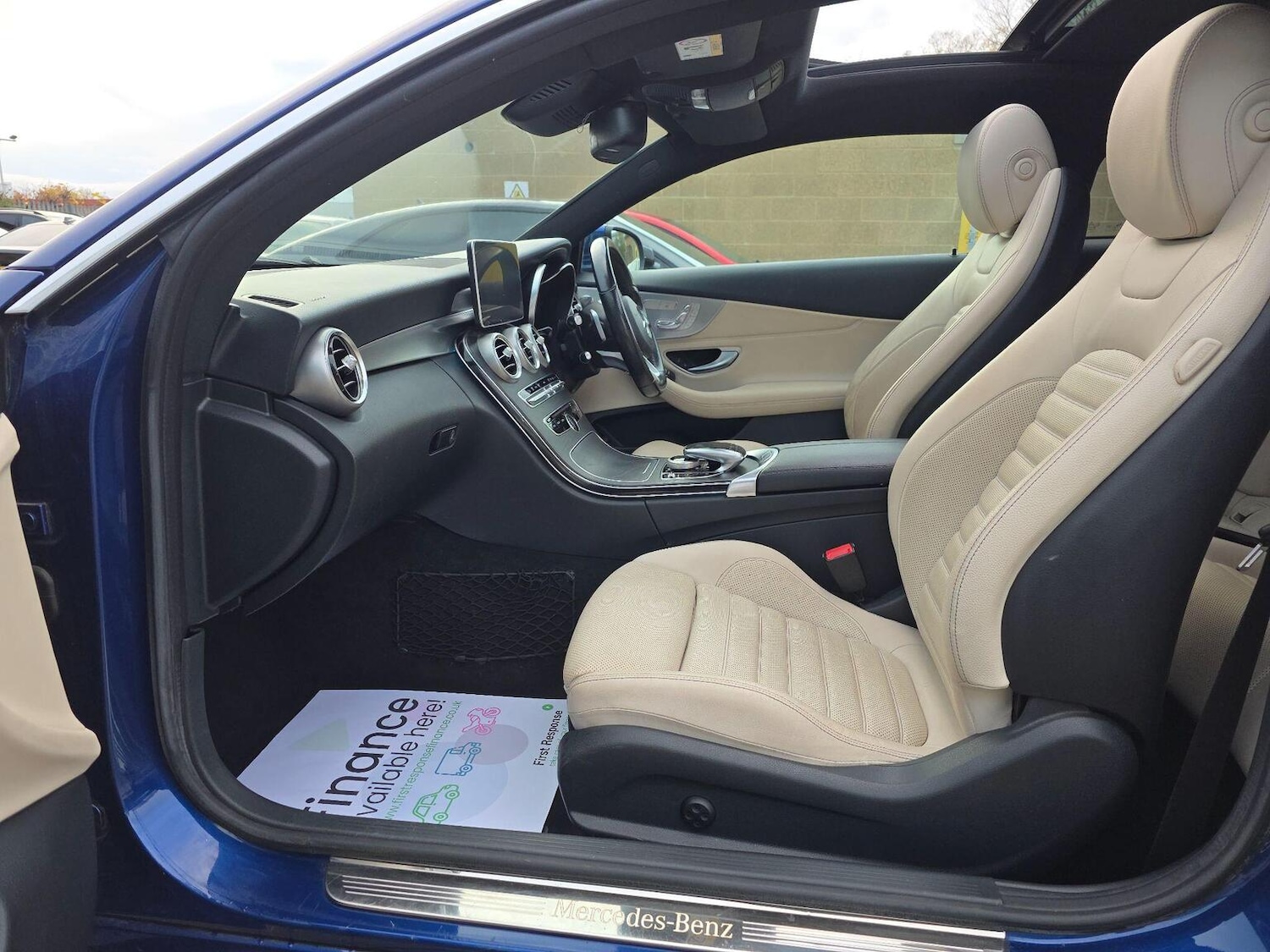 Used Mercedes-Benz C Class 2016 for sale - 76211868: Photo 2