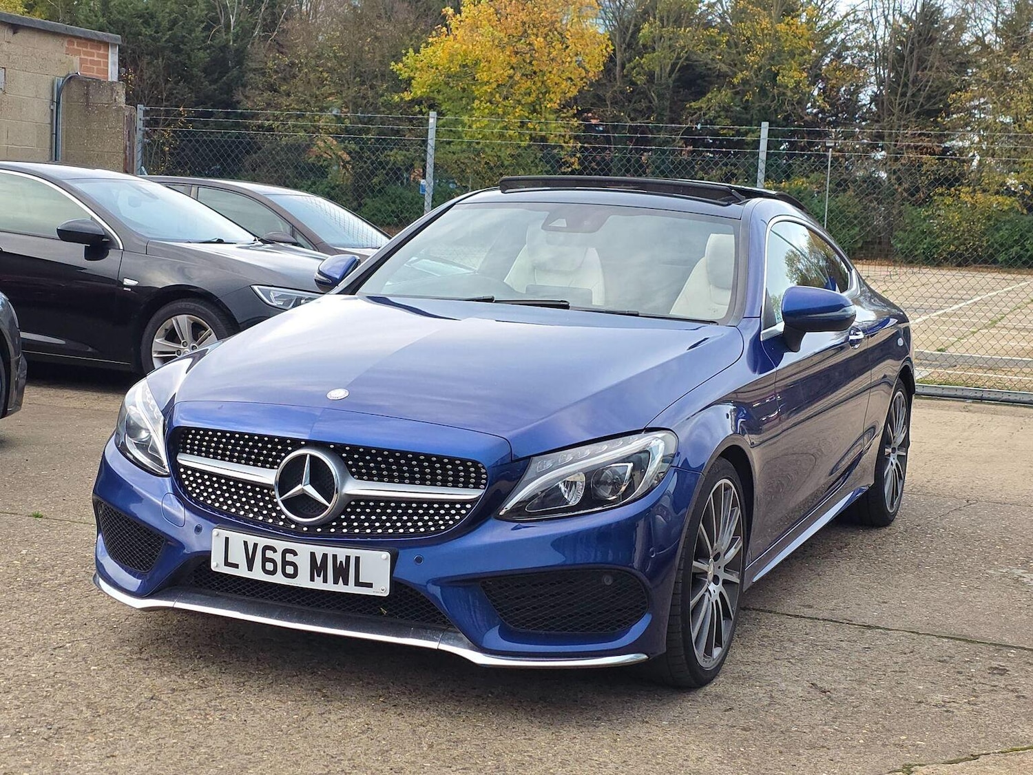 Used Mercedes-Benz C Class 2016 for sale - 76211868: Photo 4